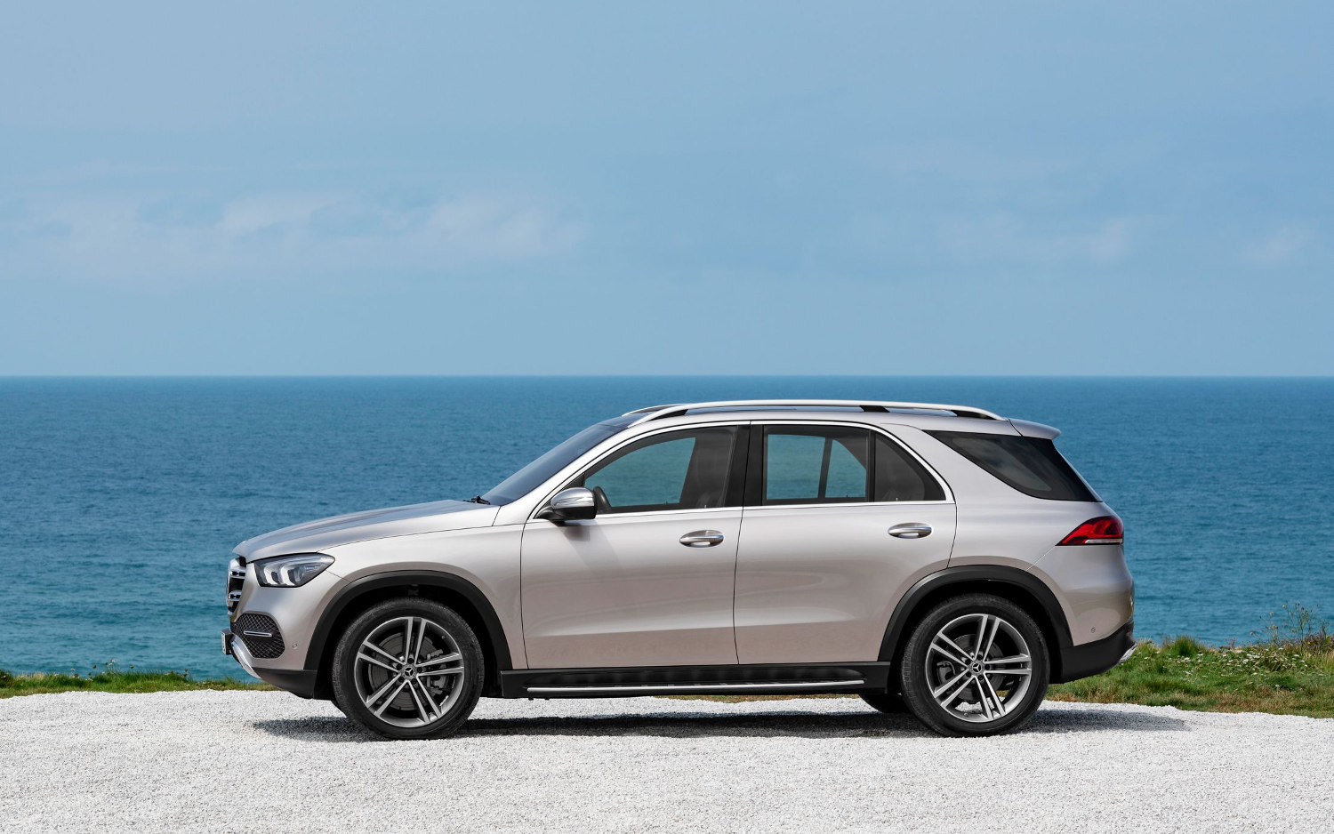 Comparison MercedesBenz GLB 2020 vs MercedesBenz GLEClass 350